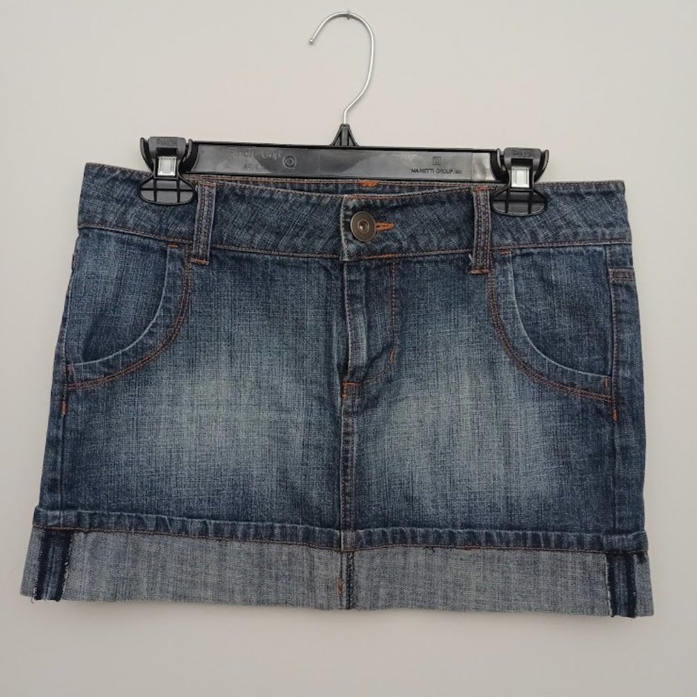 SO Wear It Declare It Denim Mini Skirt Juniors Size 7 Blue Cuffed Hem Cotton Y2K